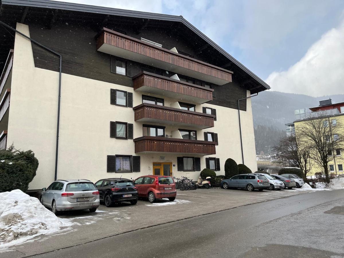 Modernes 4Er Apartment In Skilift-Naehe Zell am See Esterno foto